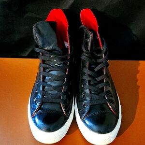 Converse patent leather look red interior lining